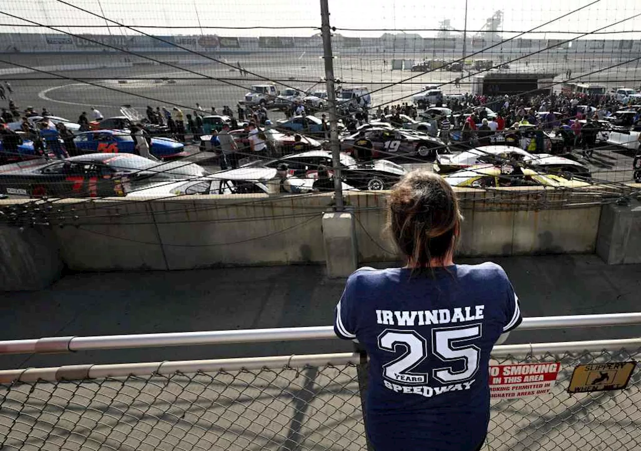 Fans, race drivers, bid a final farewell to ‘epic’ Irwindale Speedway