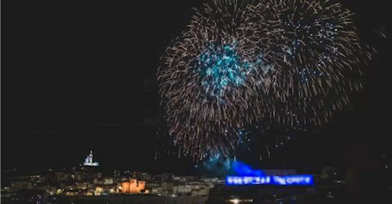 Le Vieux-Port magnifié par les drones, lasers et feu d’artifice