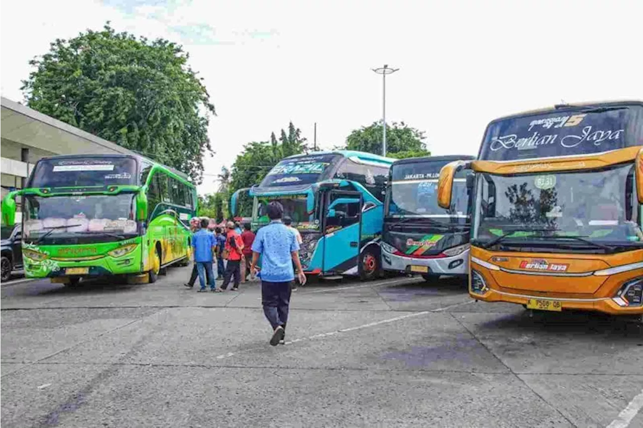 Pemprov DKI Pastikan Armada Bus di Kalideres Siap Layani Libur Nataru