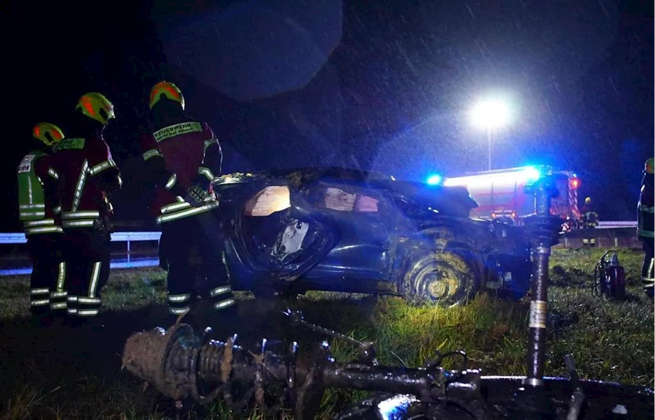 Unfall auf der A93 bei Bad Abbach: Autofahrer hatte „großes Weihnachtsglück“