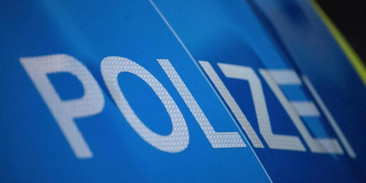 Mann wird in Franken mit Messerstichen gefunden - Polizei ermittelt wegen versuchten Totschlags