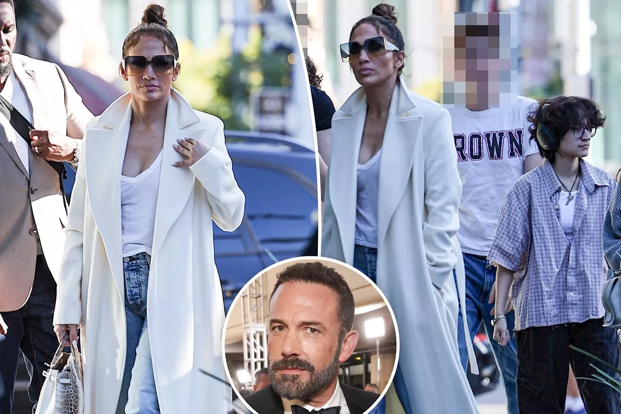 Jennifer Lopez goes shopping with child Emme, 16, ahead of first Christmas without Ben Affleck amid divorce