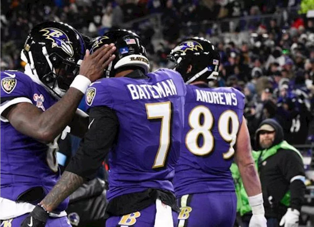 Ravens vencen a Steelers 34-17 y empatan en la cima de la AFC Norte