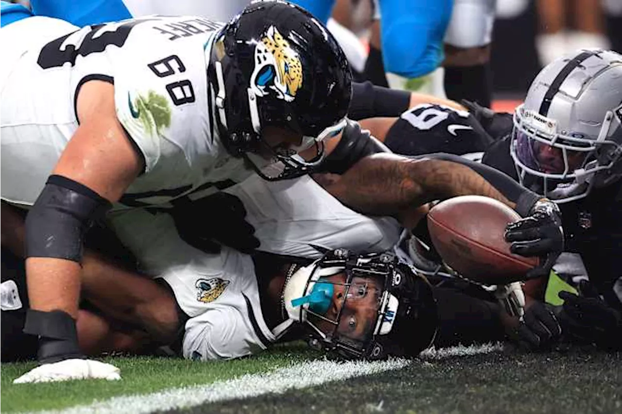 Halftime update: Jaguars struggling again, trail Raiders at the break