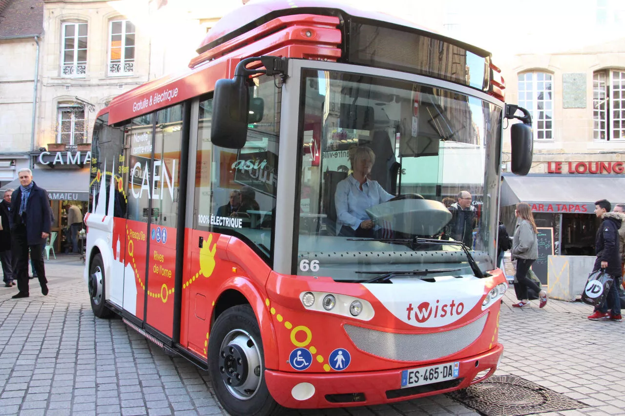 Ouistreham Lance une Navette Électrique Gratuite