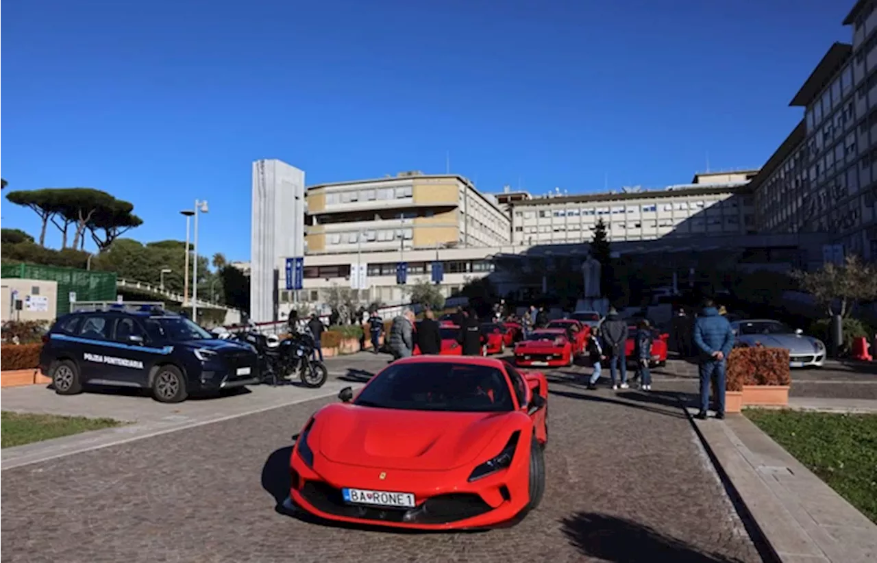 Ferrari Club Porta Regali e Realizza un Sogno ai Bambini dell'Ospedale Gemelli