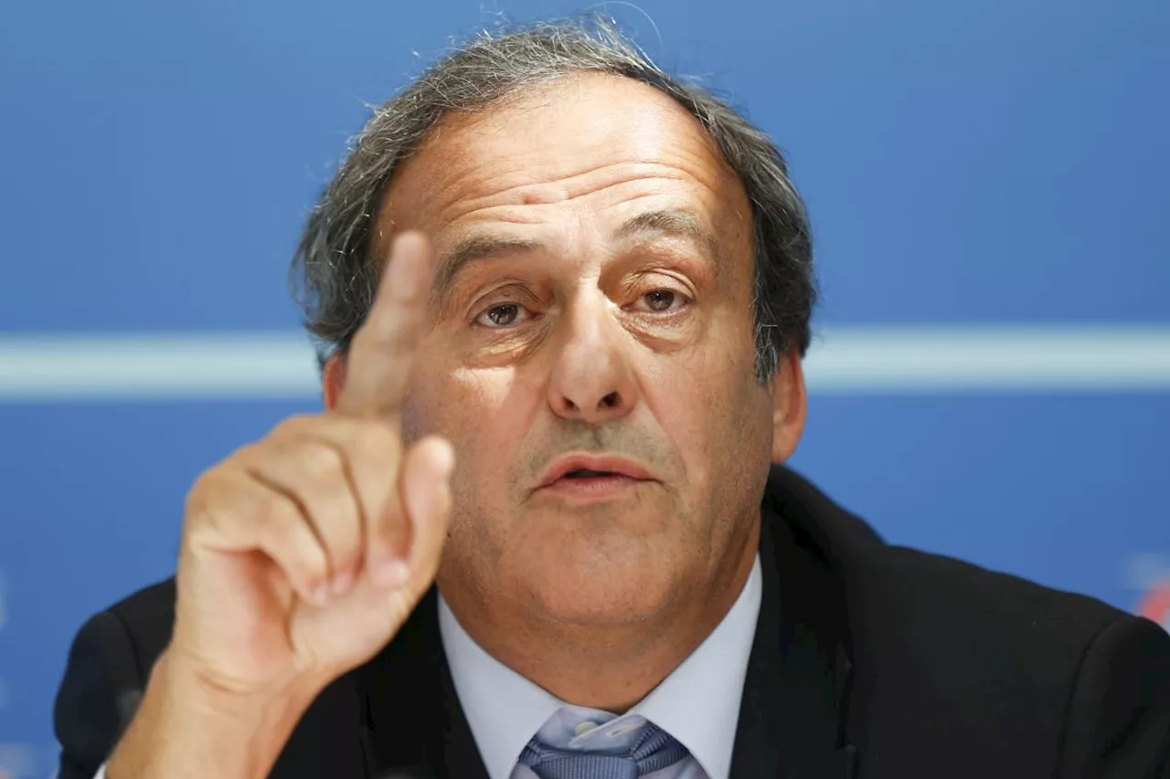 Platini Raih Gelar Ballon D'or Ketiga