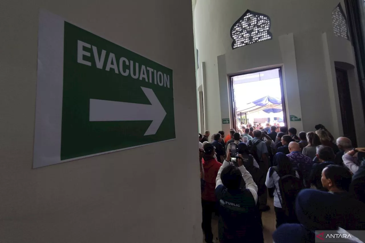 Simulasi Evakuasi Tsunami di Banda Aceh