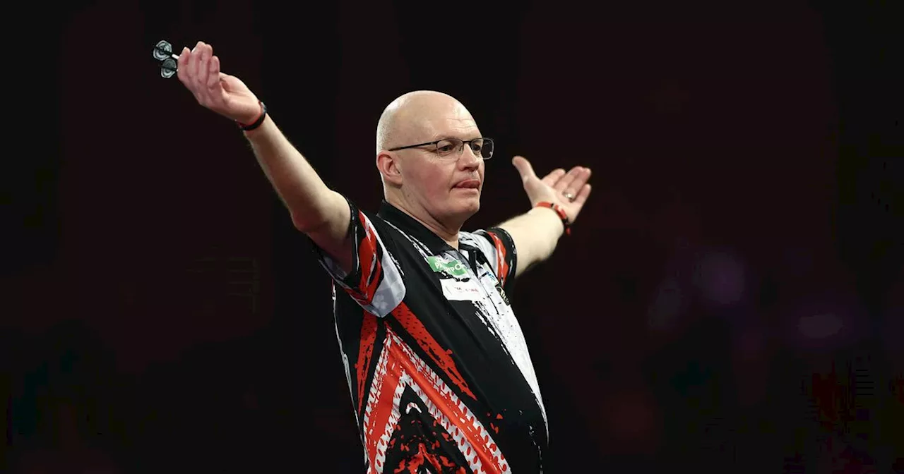 Mickey Mansell Faces Jonny Clayton in World Darts Championship Second Round