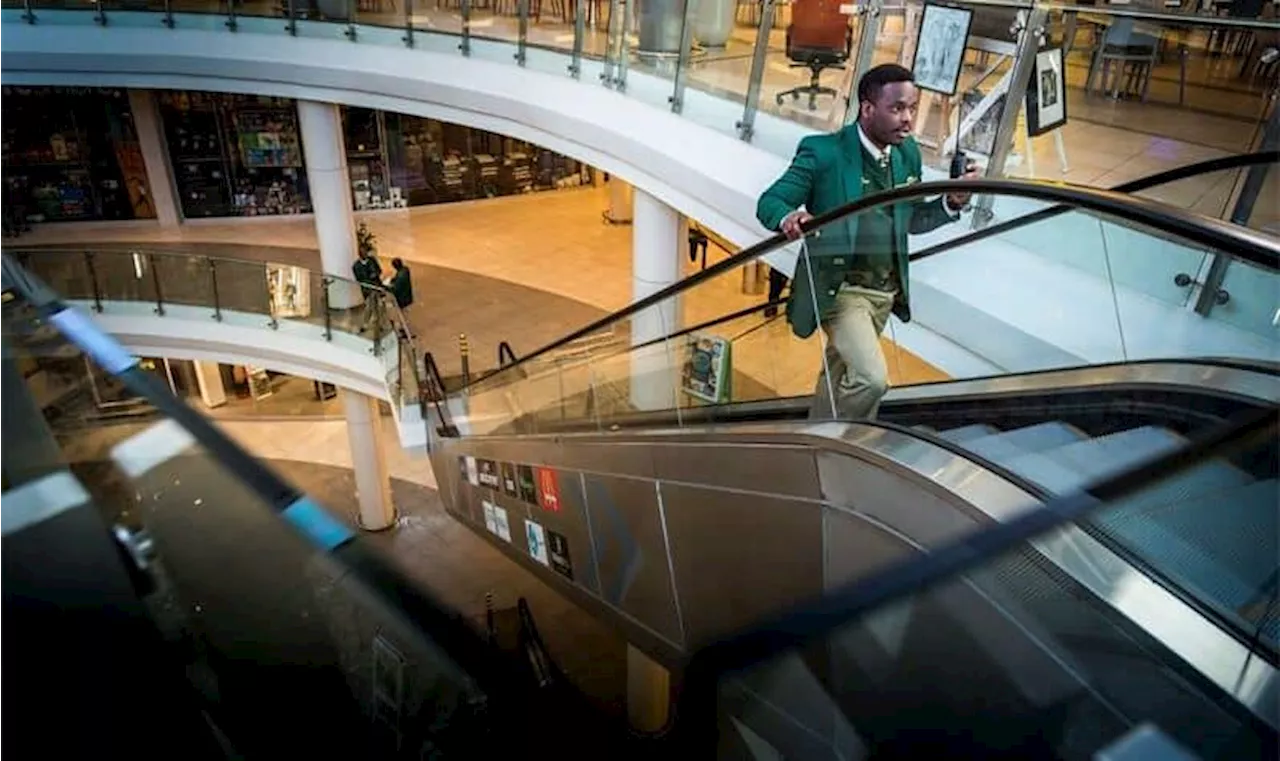 What to do if you’re caught in a mall robbery