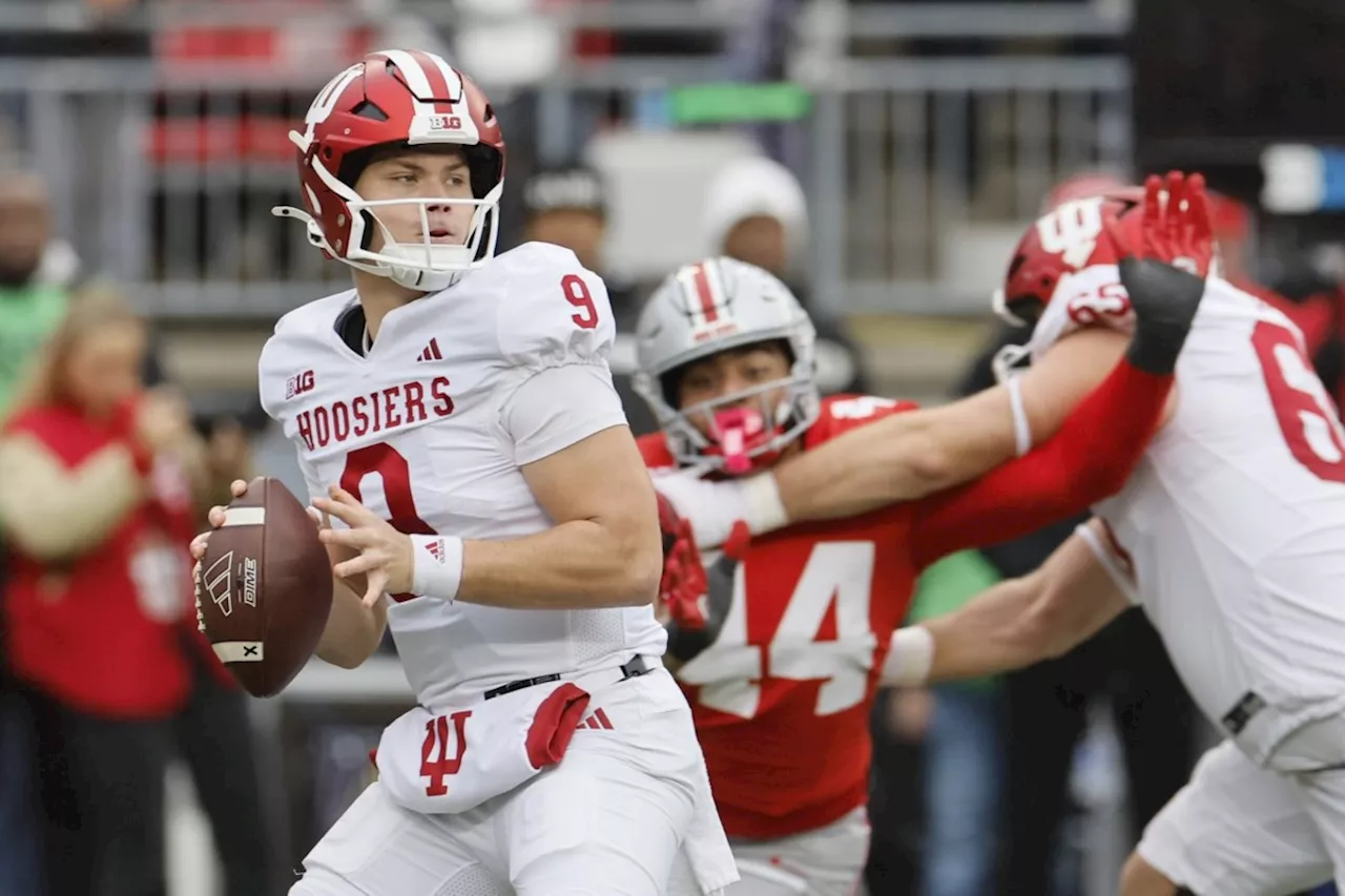 Indiana QB Kurtis Rourke Wins '24 Jon Cornish Trophy