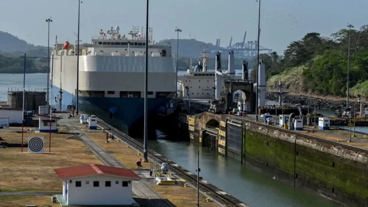 Trump sugiere la recuperación del Canal de Panamá