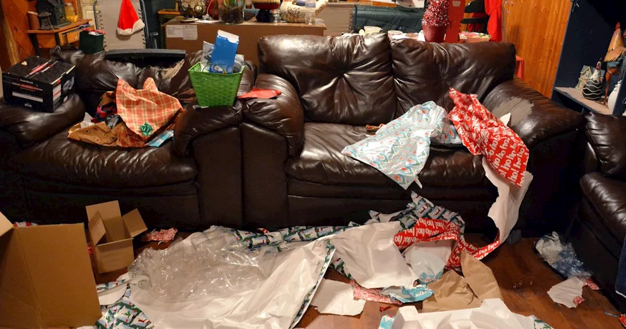 Christmas Waste: Don't Recycle Foil and Glitter Decorated Items