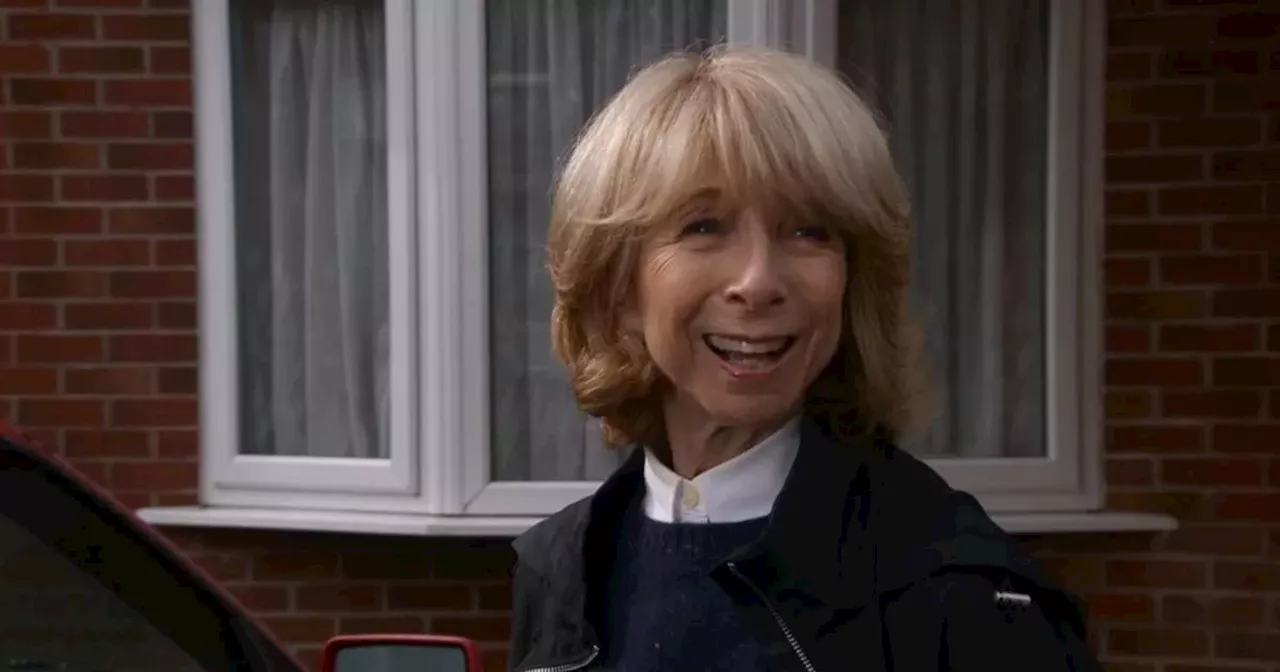 Gail Platt to Say Goodbye to Coronation Street for a New Life in France