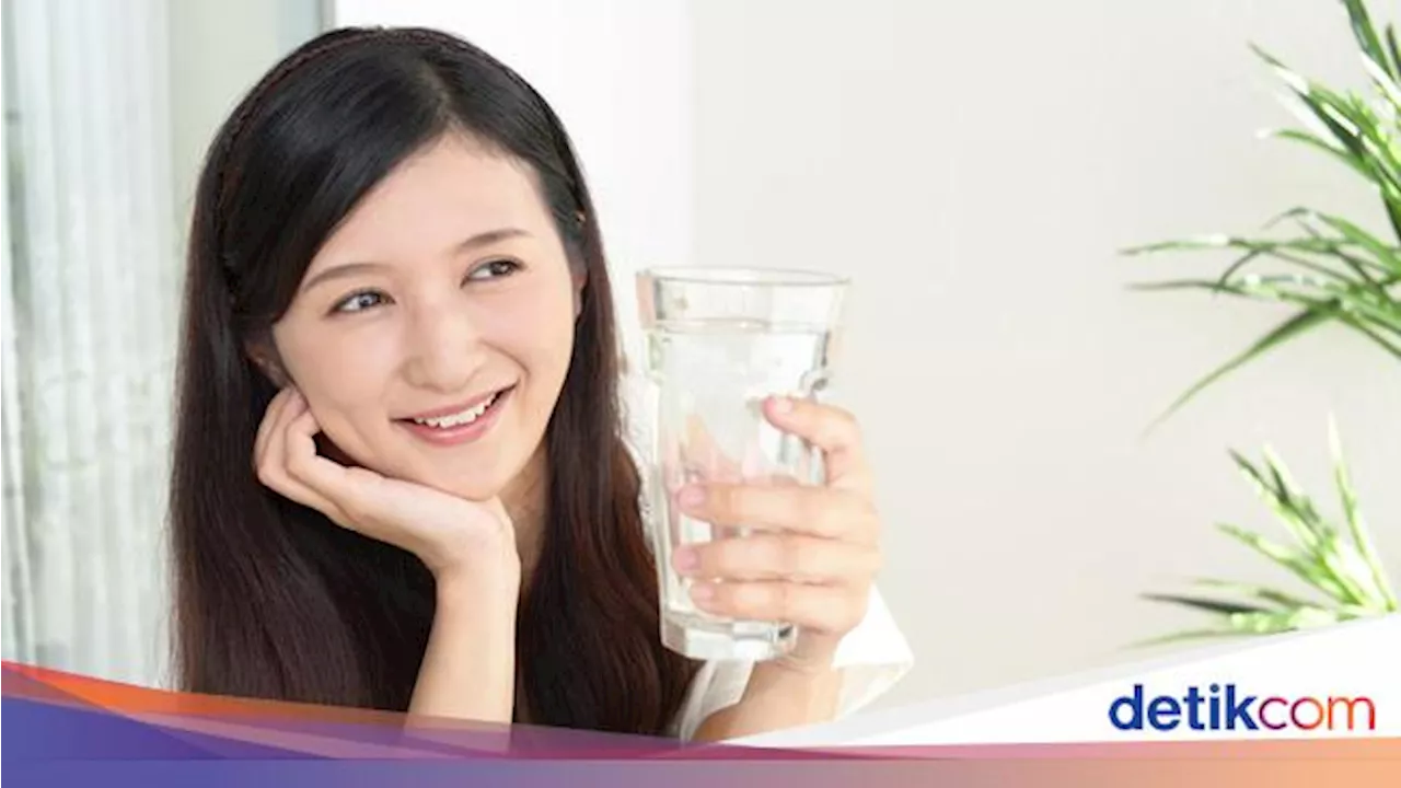 Jangan Malas Minum Air Putih! Hasil Studi Sebut Manfaat Konsumsi Secara Rutin