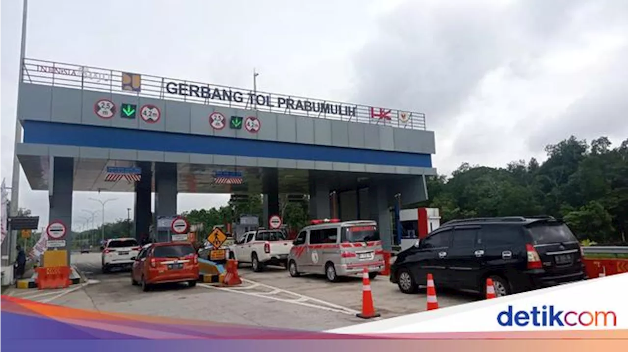 Libur Nataru Dimulai, 220.342 Kendaraan Melintas di Tol Trans Sumatera