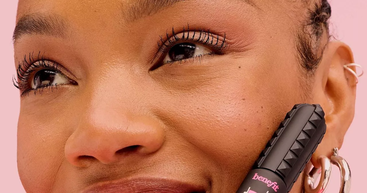 This Benefit Mascara Duo Is a Beauty Bargain