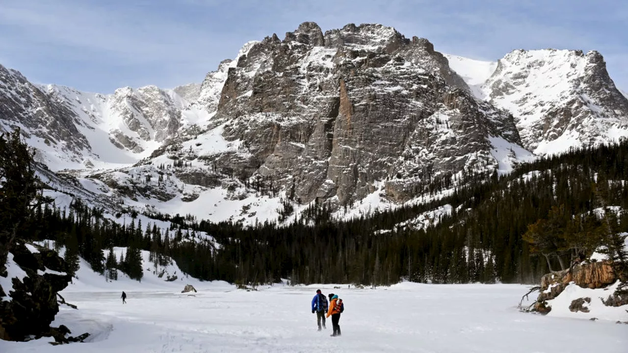 Ski Lift Crack Forces Rescue of 170 Skiers and Snowboarders