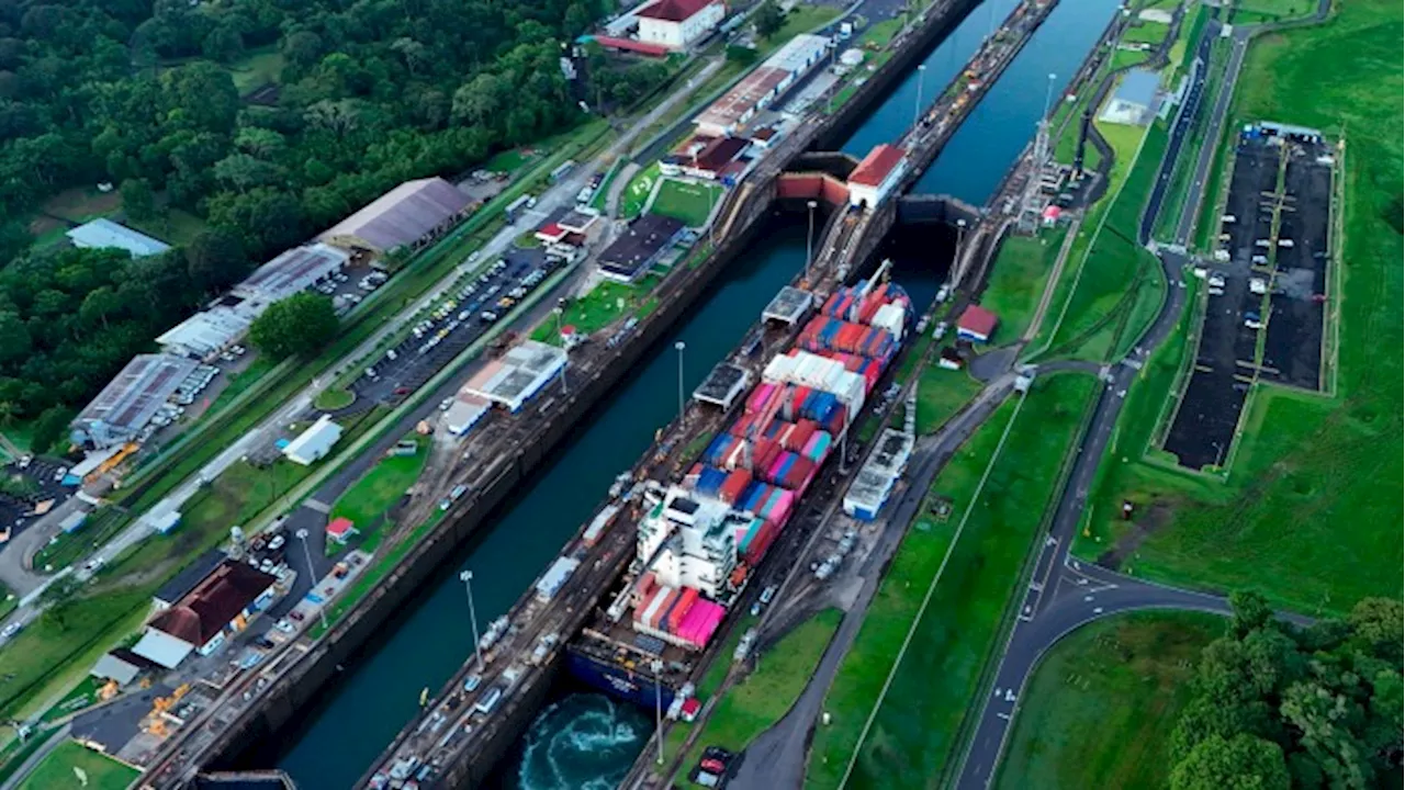 Trump Demands Return of Panama Canal Over Fees