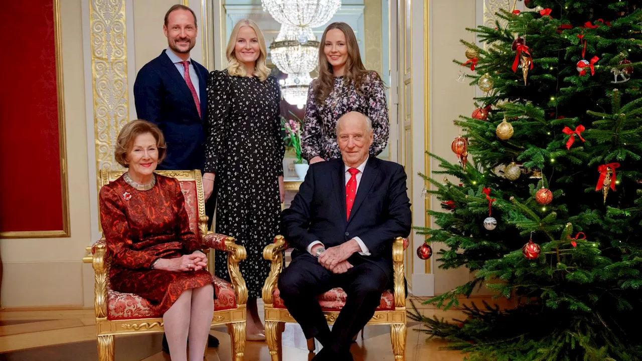 Versteckte Botschaften: Die Weihnachtskarte der norwegischen Royals enthüllt mehr als man denkt