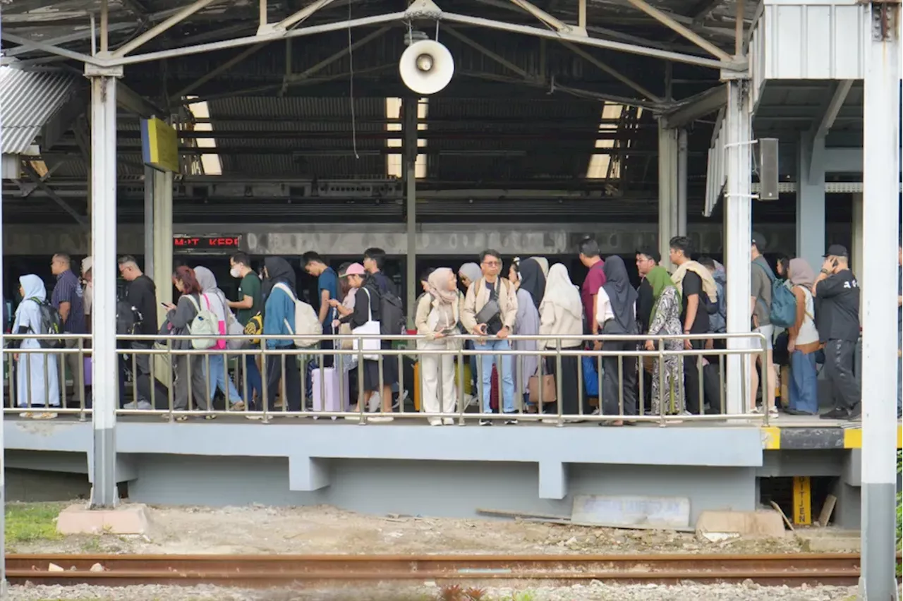 62.000 Warga Bandung Gunakan Kereta Api Selama Libur Akhir Tahun