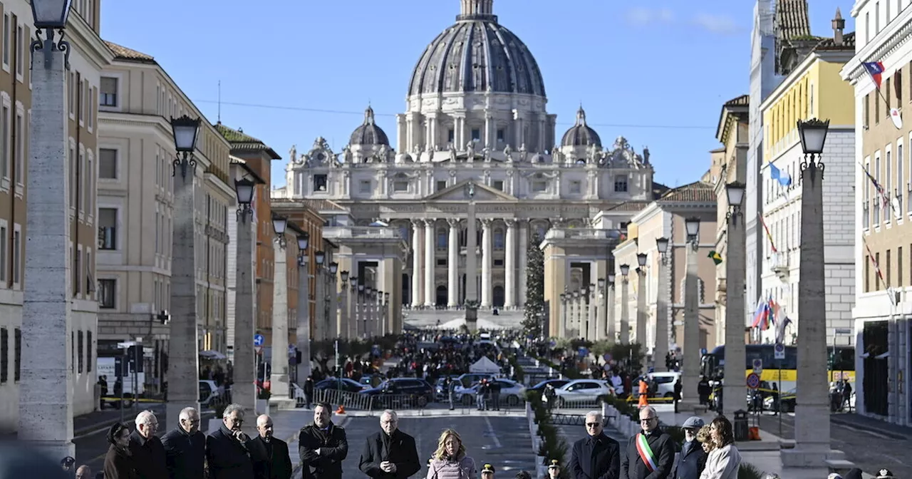 Gualtieri e Salvini inaugurano un nuovo tratto di ciclabile a Porta Pia