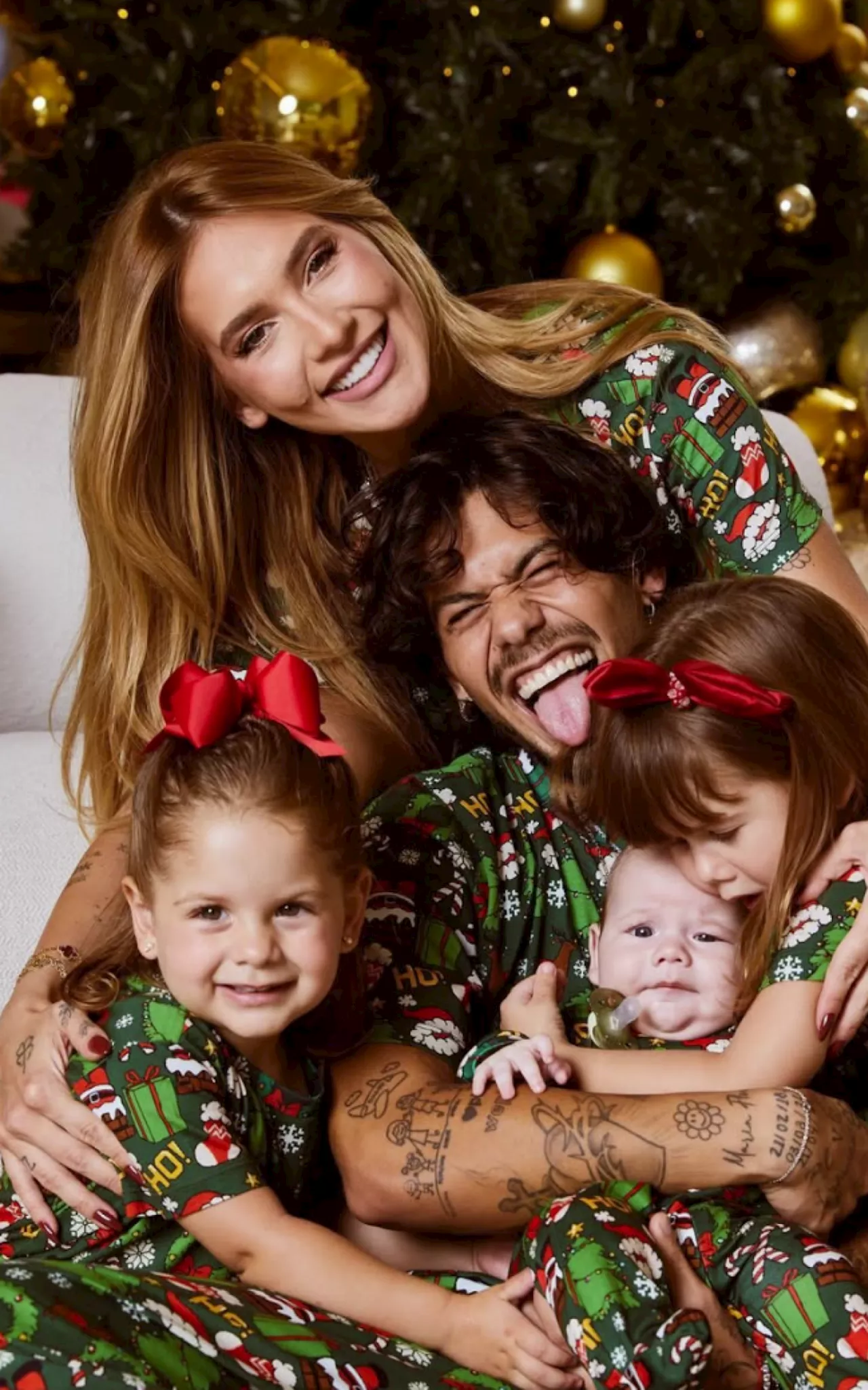 Virginia Fonseca e Zé Felipe celebram o Natal com ensaio fotográfico familiar