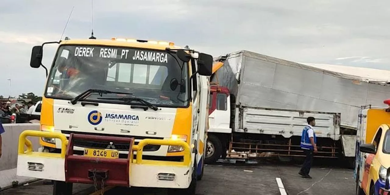 Kecelakaan Bus Pariwisata di Tol Pandaan-Malang: 37 Korban Dilarikan ke Rumah Sakit