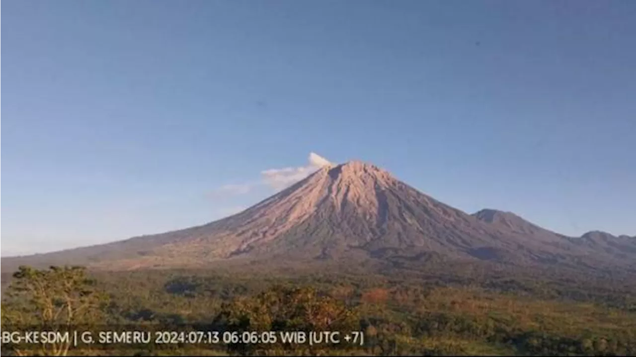 Gunung Semeru Kembali Erupsi Pagi Ini, Semburkan Kolom Abu Setinggi 500 Meter