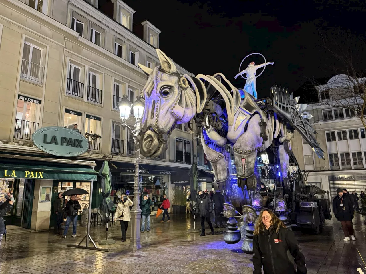 Un succès éclatant pour la grande parade de Noël à Beauvais