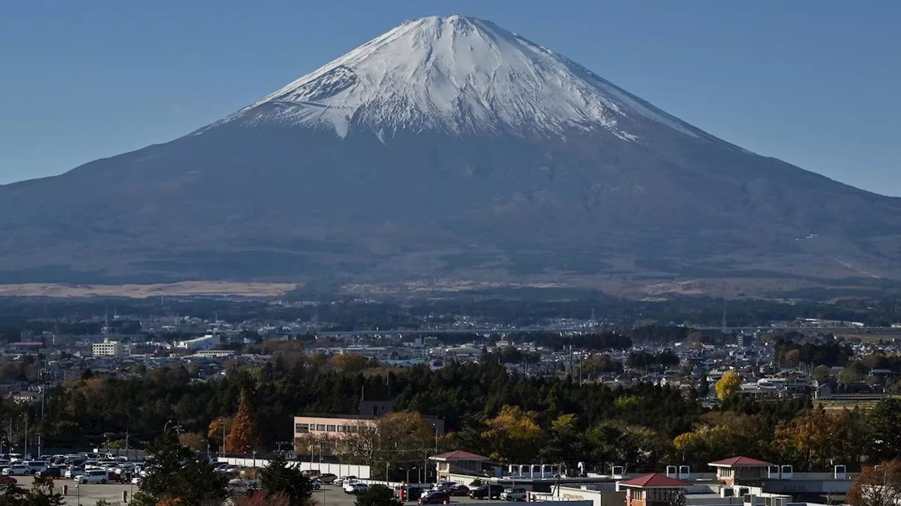 Biaya Naik Gunung Fuji Jepang Bakal Naik 2 Kali Lipat Mulai Musim Panas 2025