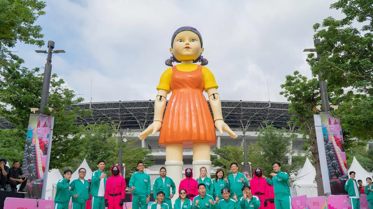 Boneka Young Hee Serbu Gelora Bung Karno, 900 Peserta Ikut Red Light Green Light Challenge