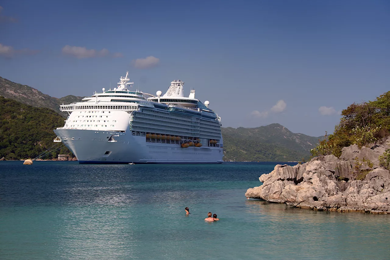 Cruceros: Salud Inspeccionada, Crecimiento y Brotes de Norovirus