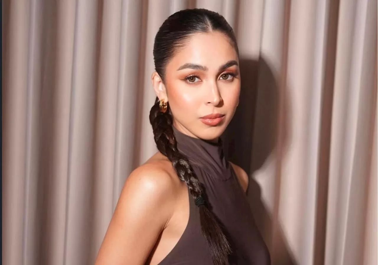 Julia Barretto gives early Christmas present to young scholars through charity event