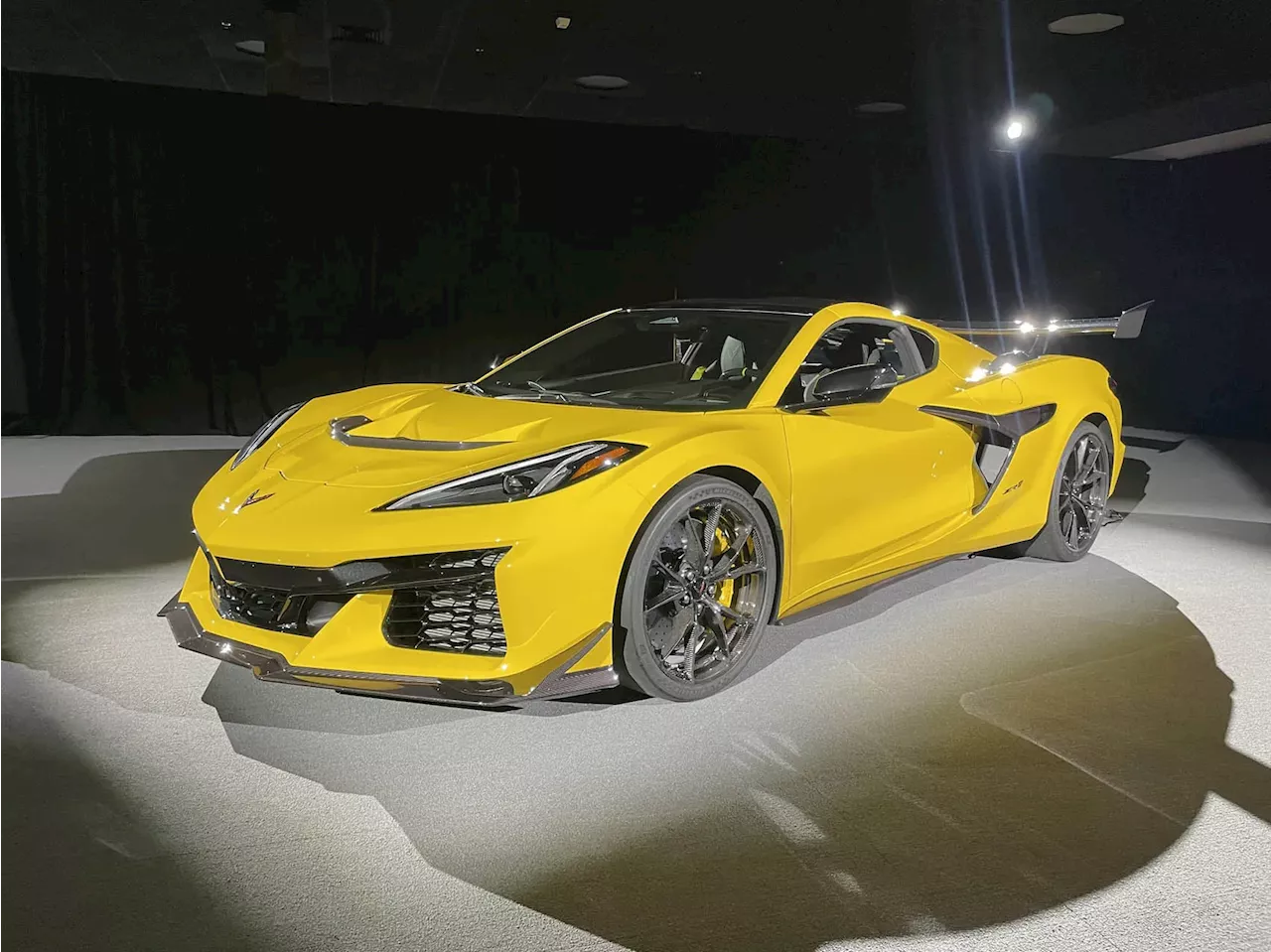 First Retail 2025 Chevrolet Corvette ZR1 to be Auctioned for Charity