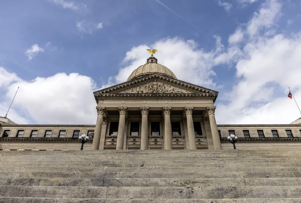 Mississippi Lawmakers Face Potential Headache as State Revenue Growth Slows