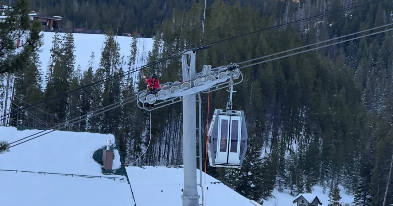 Colorado Ski Lift Malfunction Leaves 174 Stranded, Rescued by Rope