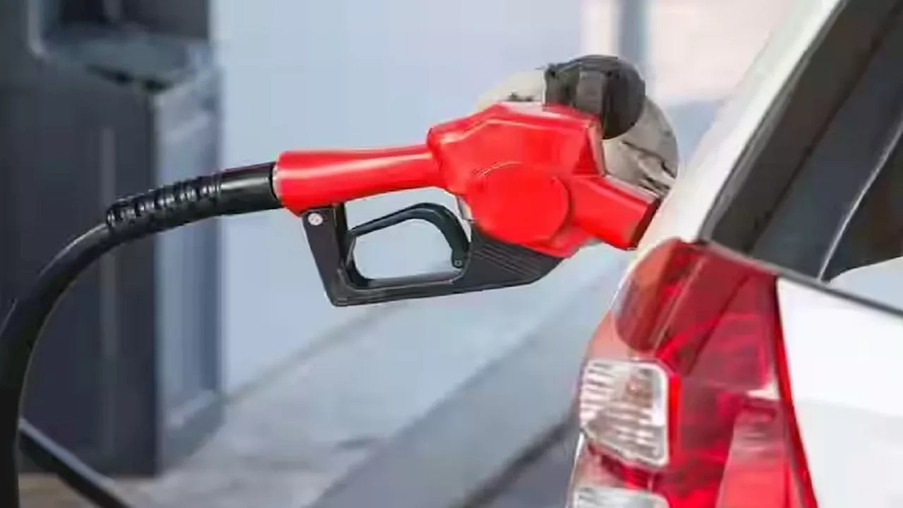 Petrol Diesel Price: गुरुग्राम, पटना, चेन्नई समेत इन शहरों में सस्ता हुआ पेट्रोल-डीजल, जानें आपके यहां क्या हैं तेल के रेट