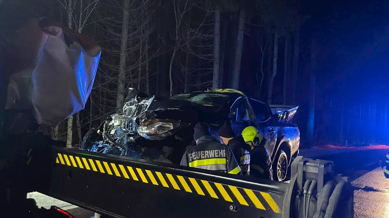 Schwerer Unfall auf der B71 bei Grünau