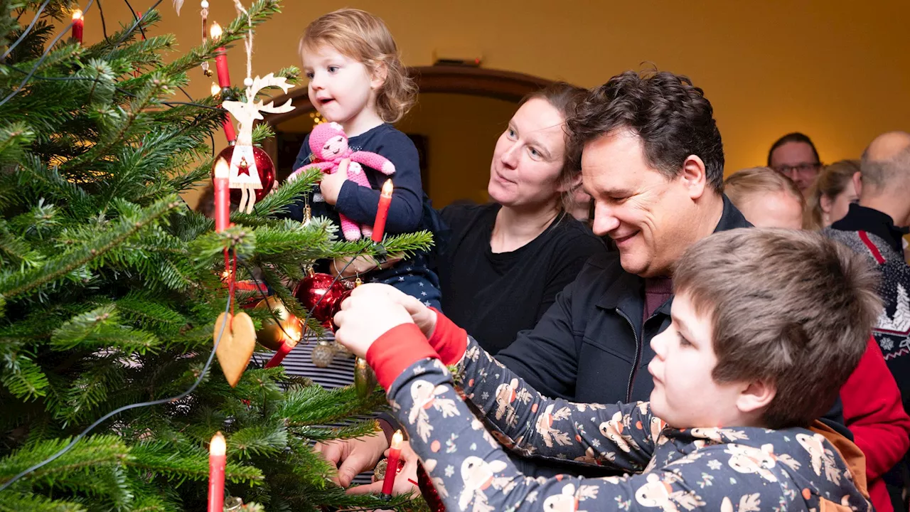 Guido Maria Kretschmer verbreitet Weihnachtsstimmung im Kinder-Hospiz