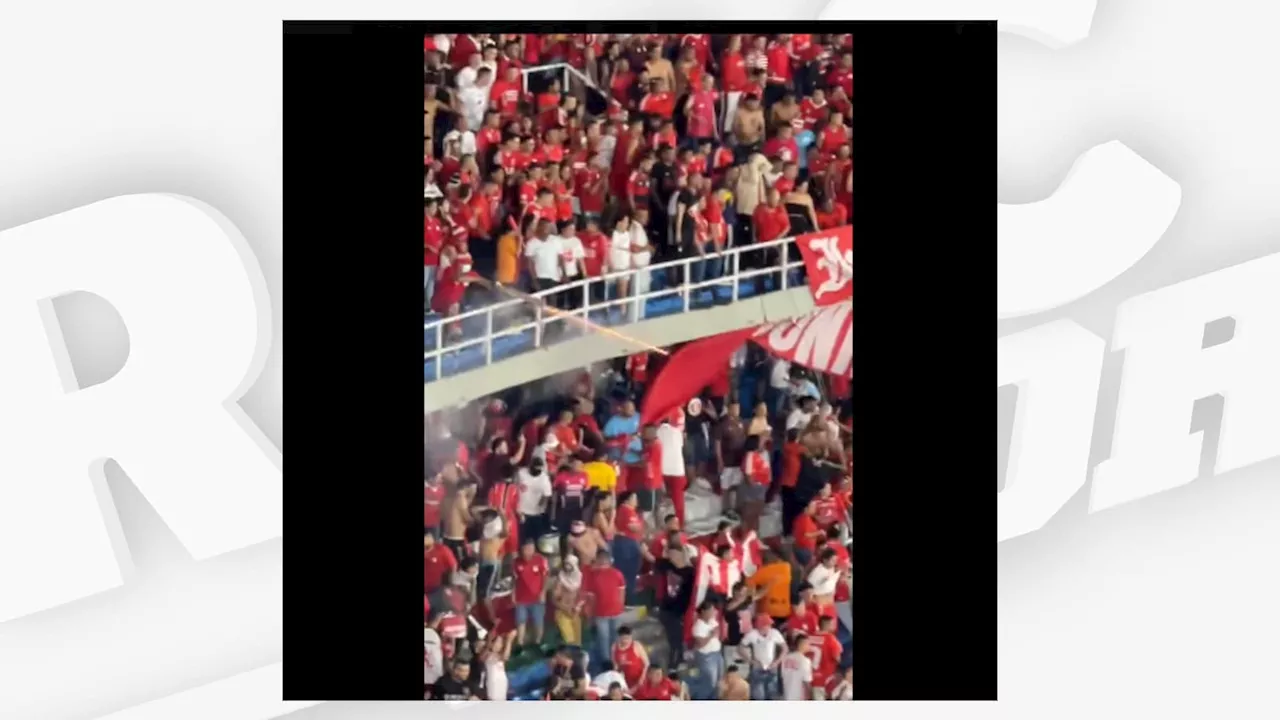 Spectateur tire sur la police depuis les tribunes lors d'un match de football en Colombie