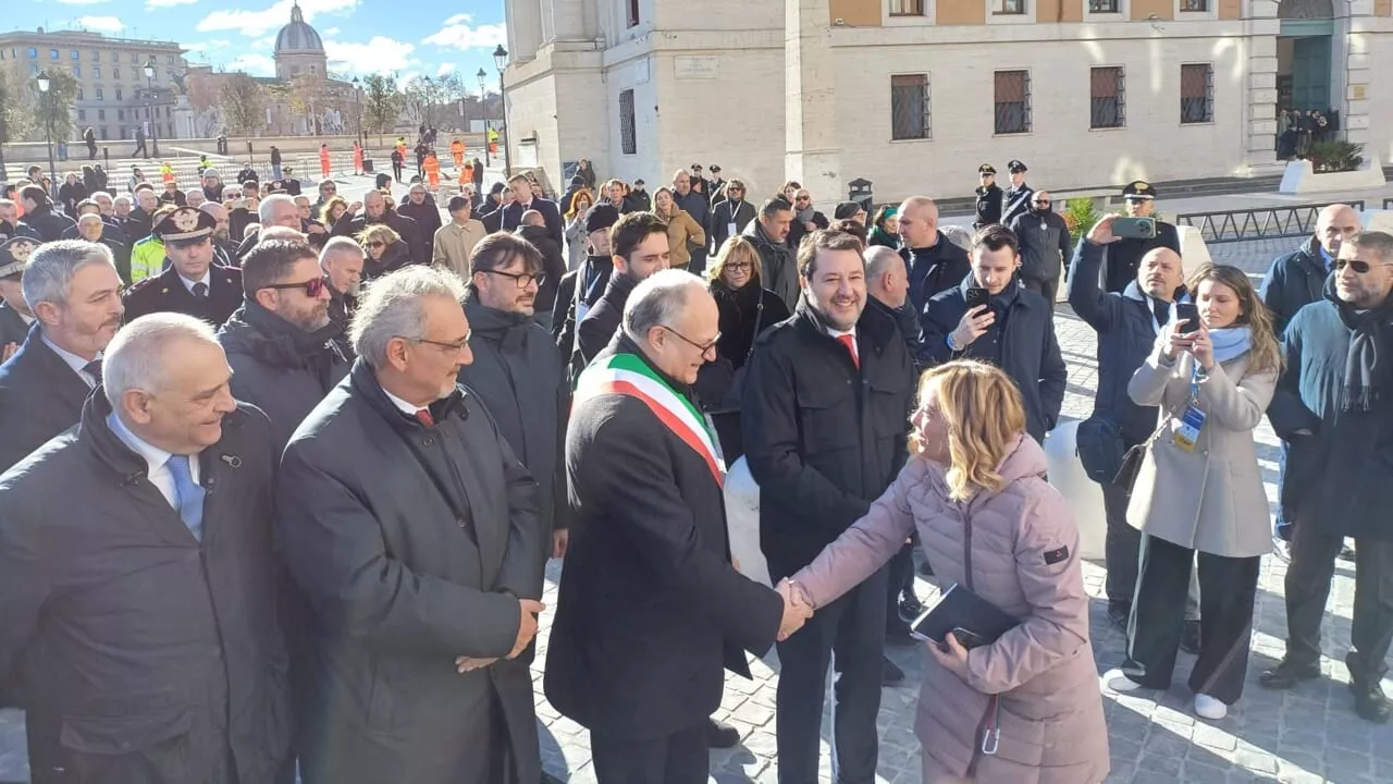 Inaugurata la Nuova Piazza Pia: Un 'Metodo Giubileo' di Successo