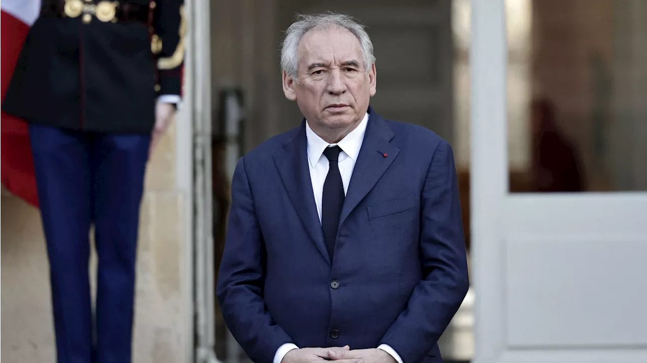 Bayrou elige un Gobierno continuista con nuevas incorporaciones como Manuel Valls o Elisabeth Borne