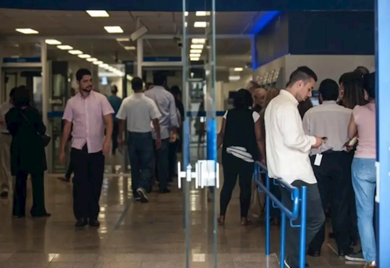 Atenção a Horário dos Bancos nos Feriados de Fim de Ano