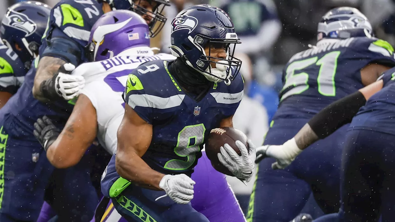 Ken Walker III Suffers Ankle Injury in Seattle Seahawks' Loss to Minnesota Vikings