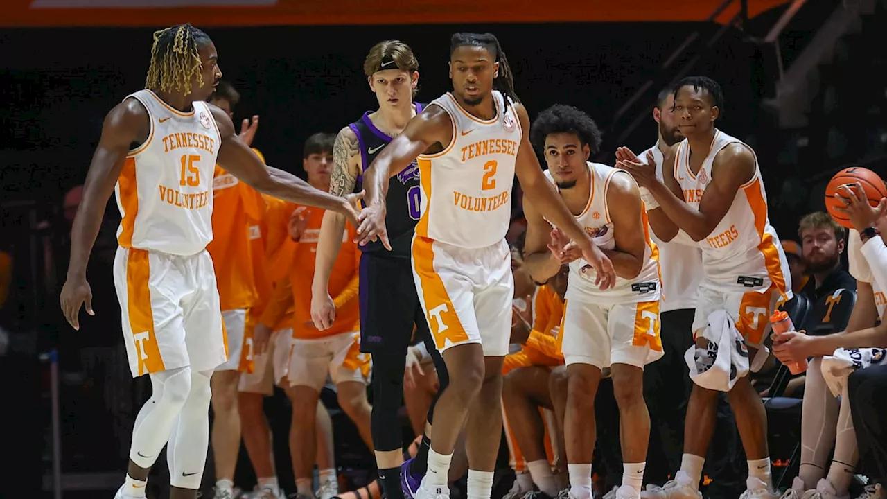 No. 1 Tennessee Volunteers Face Middle Tennessee in Non-Conference Bout