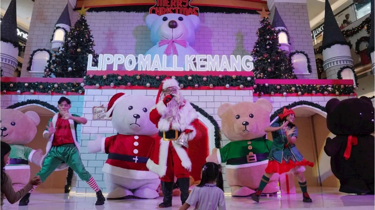 Liburan Natal Seru! Ada Giant Christmas Tree, Bear Republic, hingga Parade Santa di Sini