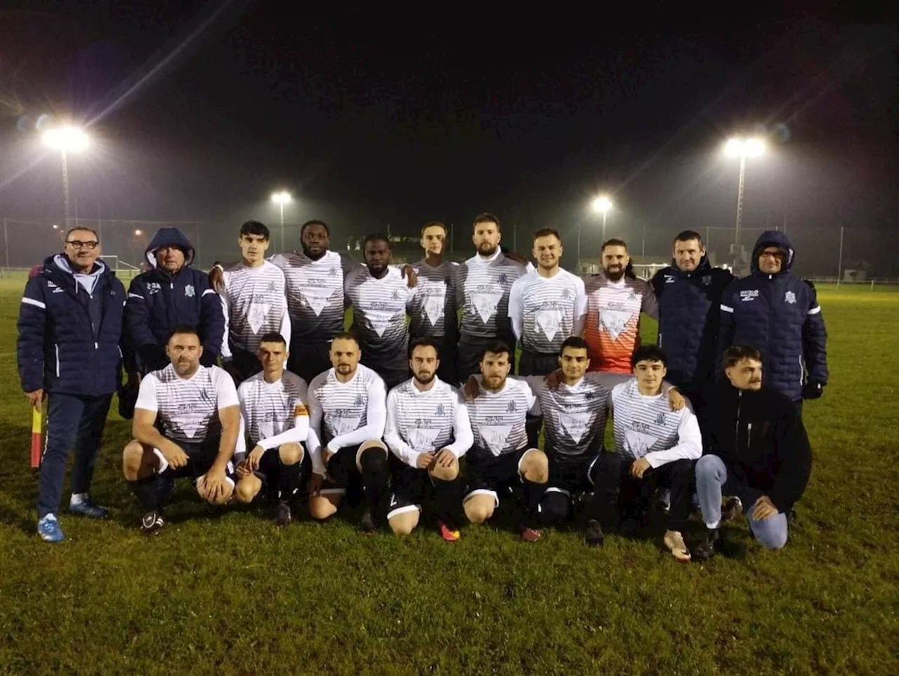 Fouras : l’équipe senior du FC Fouras–Saint-Laurent championne d’Automne