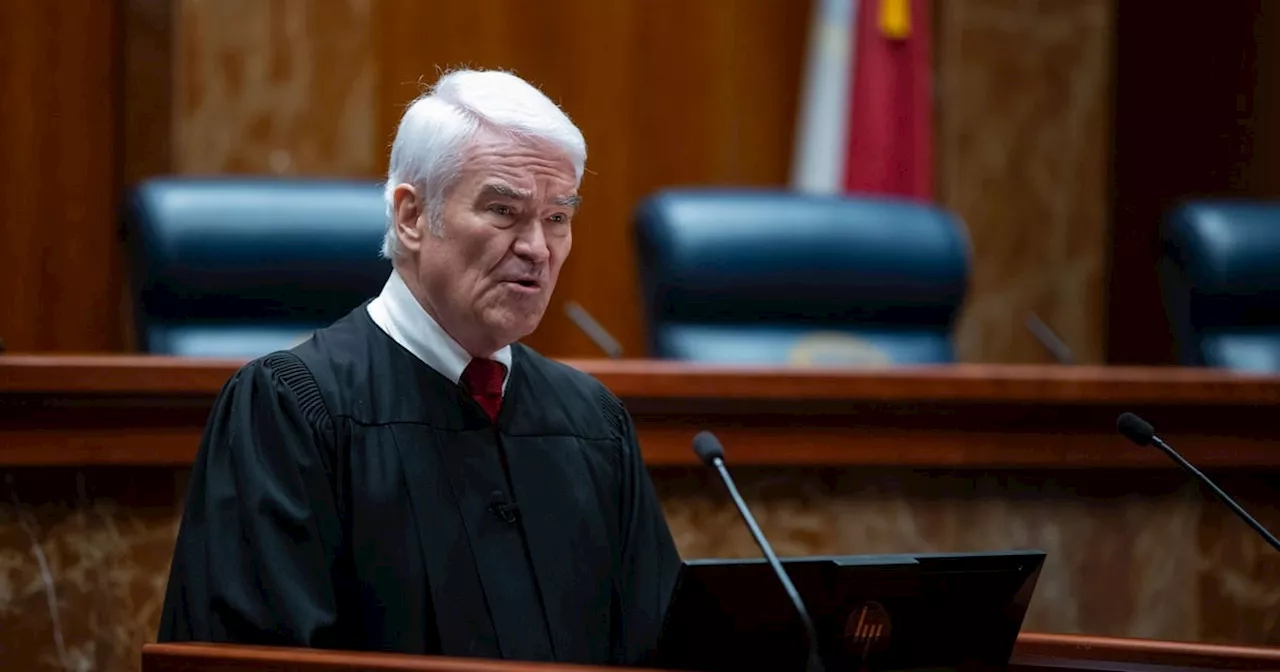 Chief Justice Nathan Hecht Retires After Decades Shaping Texas Judiciary