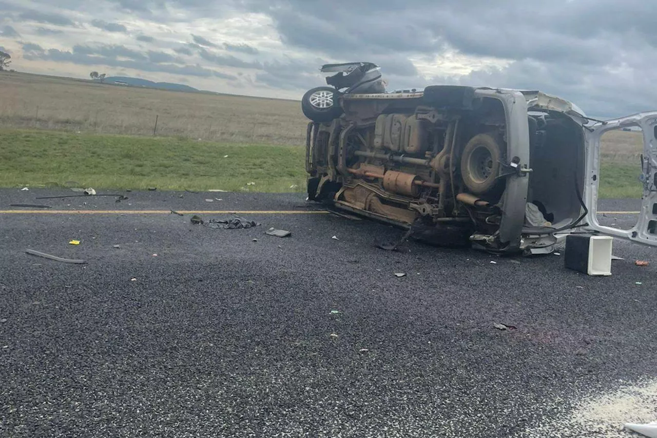 Minibus overturns on N3 in Mpumalanga: Seven people dead, five injured